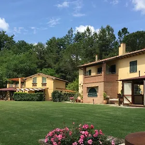 Vakantieboerderij Podere Bucine, Lari
